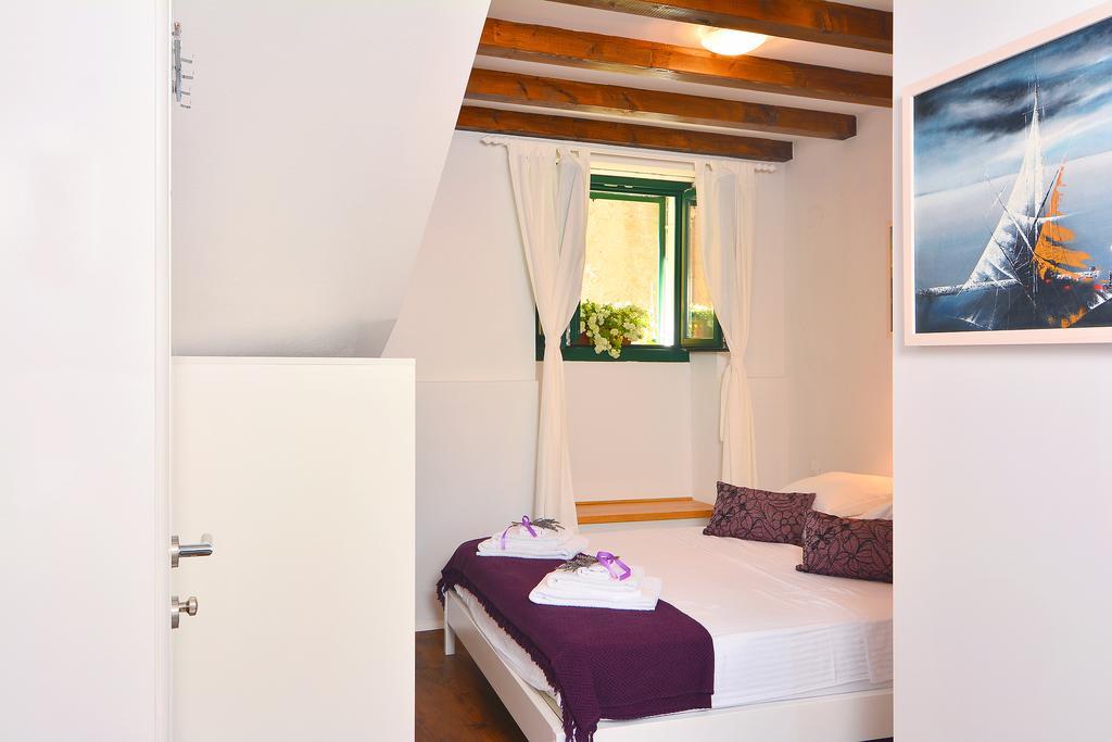 Apartments And Rooms Kampanel Hvar Town Værelse billede